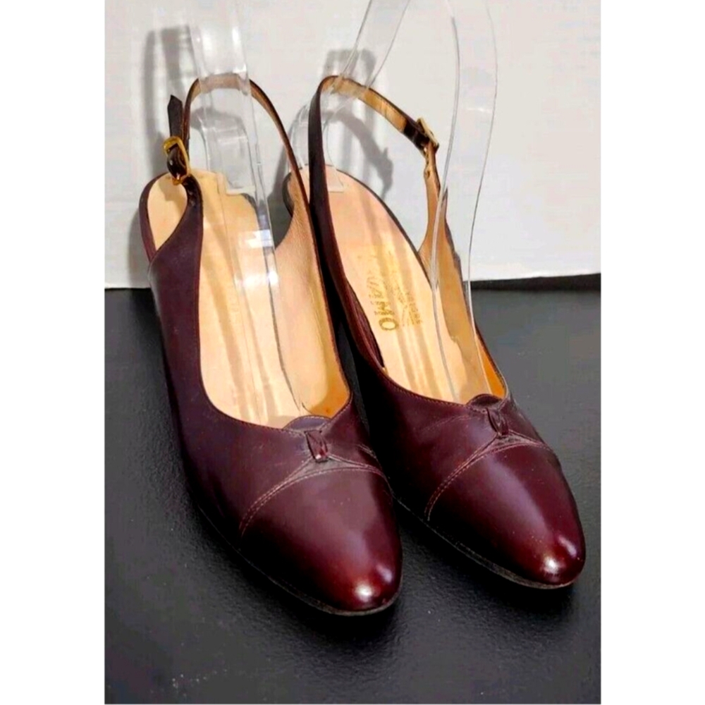 Salvatore Ferragamo Vintage Redish Brown Leather Slingback Heels Pumps size 7